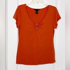 Y2K Grace Elements Gold Ring Accented Ruched Neck Short Sleeve Knit Top Orange M